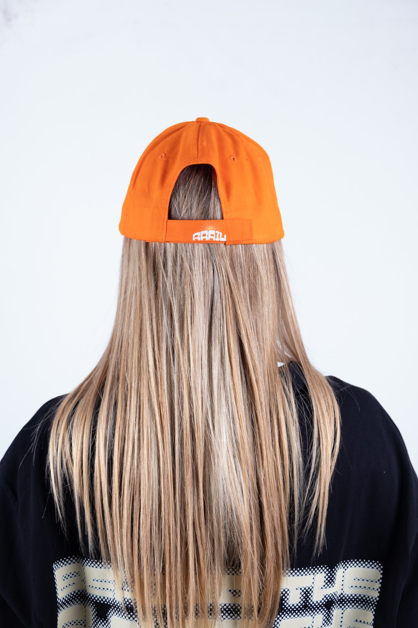 ORANGE.HAT