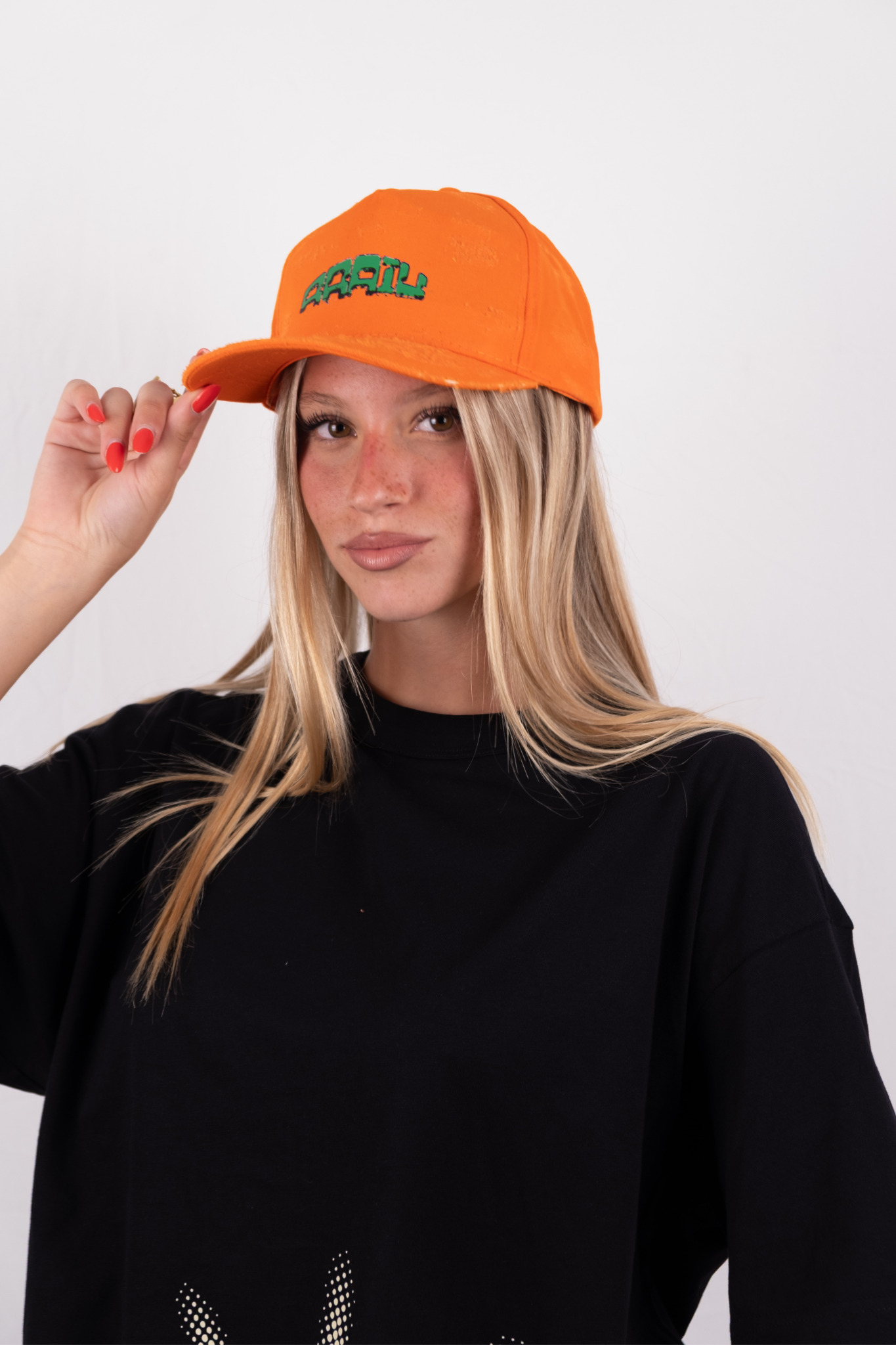 ORANGE.HAT